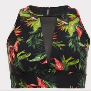 ✨⭐️ Torrid Tropical Print Wireless Swim Top